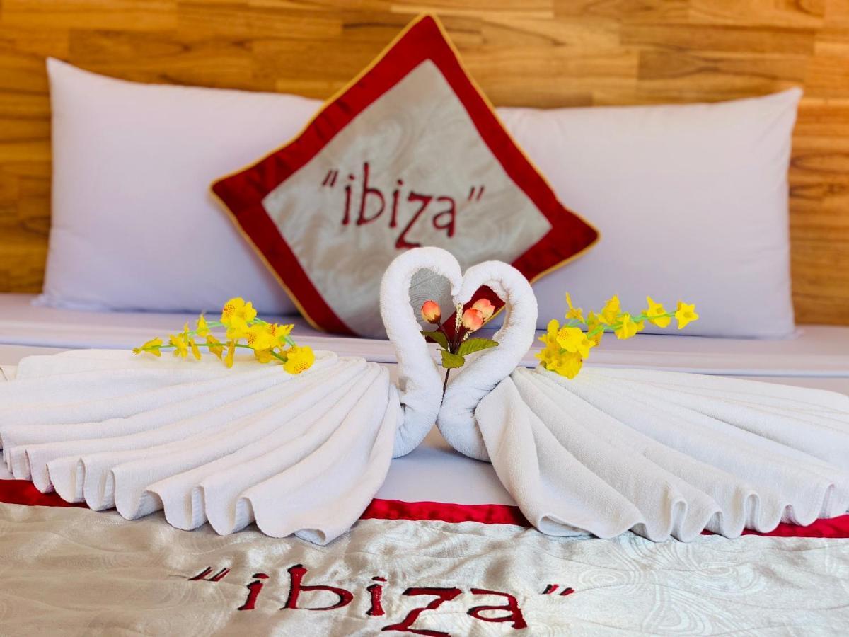 Ibiza Hostel Хюе Екстер'єр фото